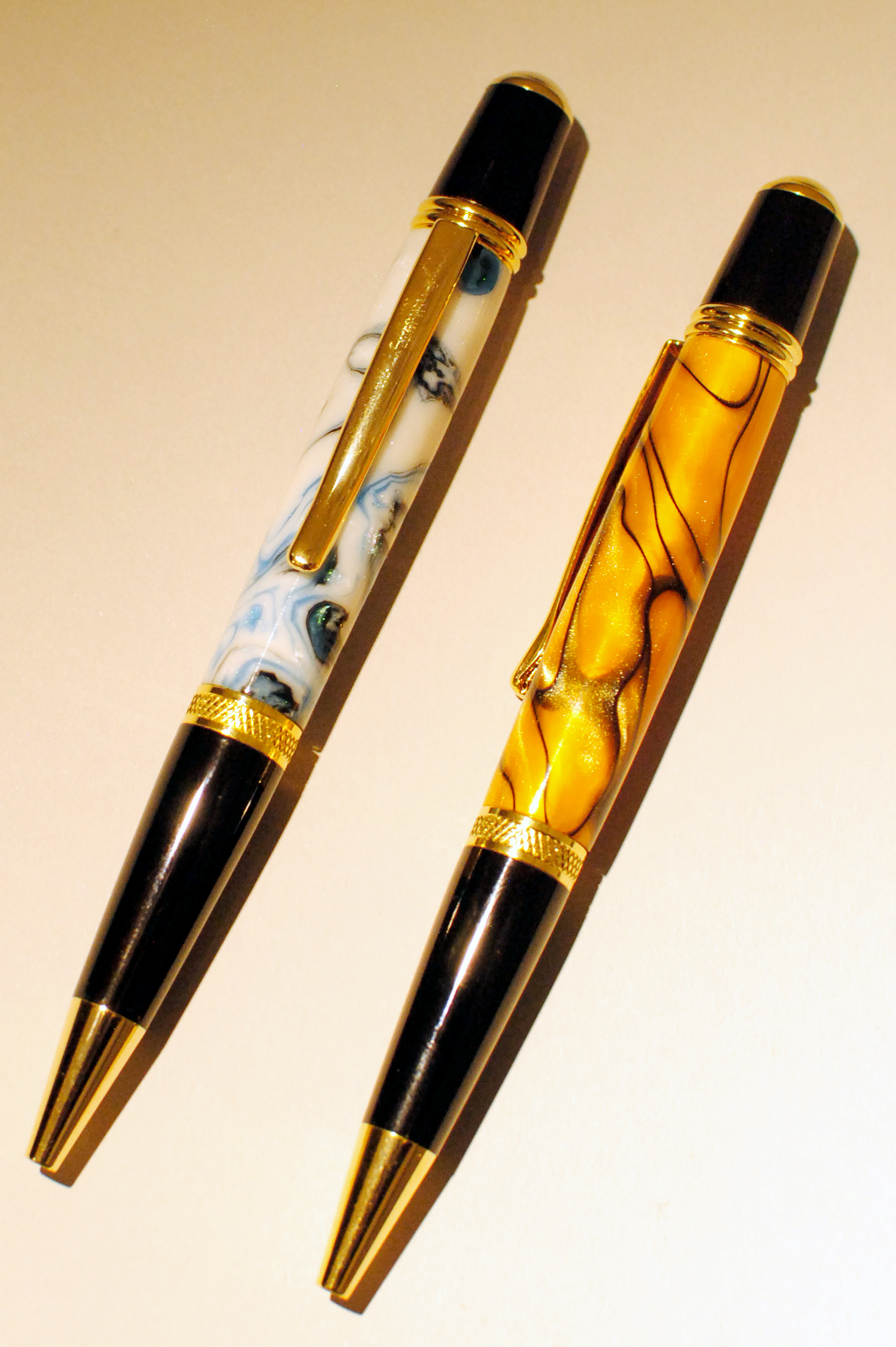 Allywood Creations Wall Street Pen - Acrylic with 24K Gold & Black